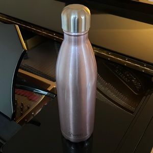 Original Swell Bottle!! First Year’s model. Highest quality stainless steel